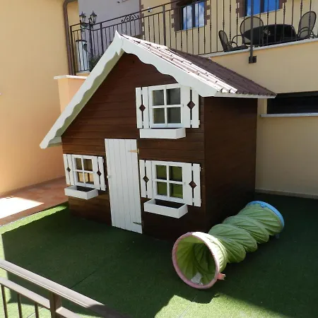 Civico 13/17 Apartman