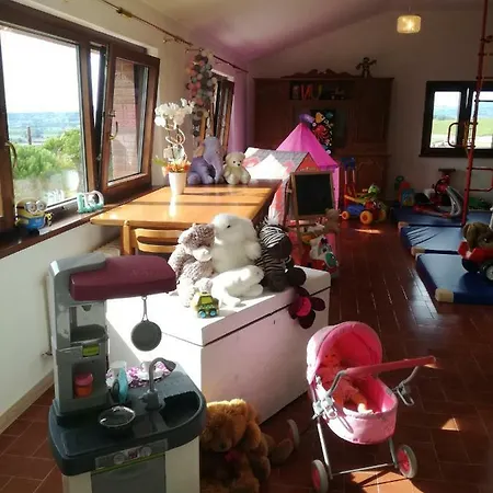 Civico 13/17 بروفا