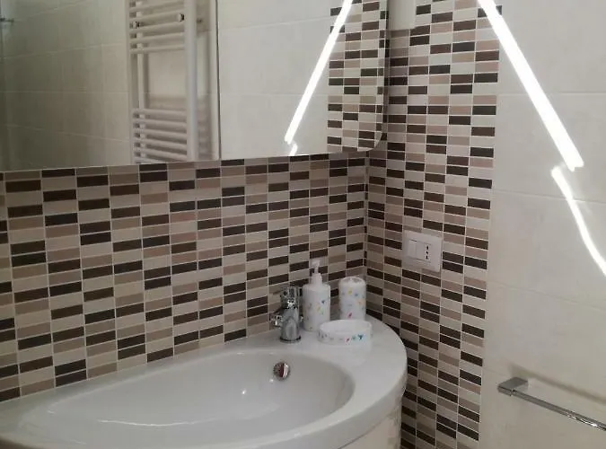 Apartment Civico 13/17 *