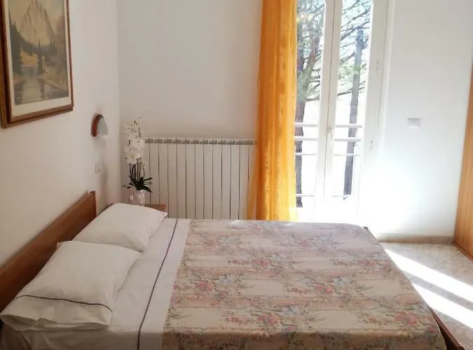 Civico 13/17 Apartment